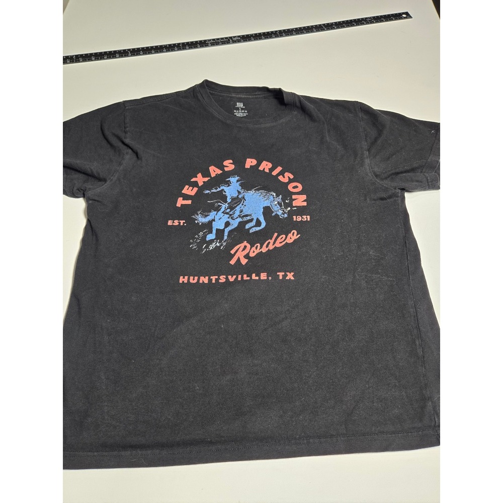 Texas Prison Rodeo T-Shirt Mens Large Black Excellent Graphic Huntsville TX Tee
